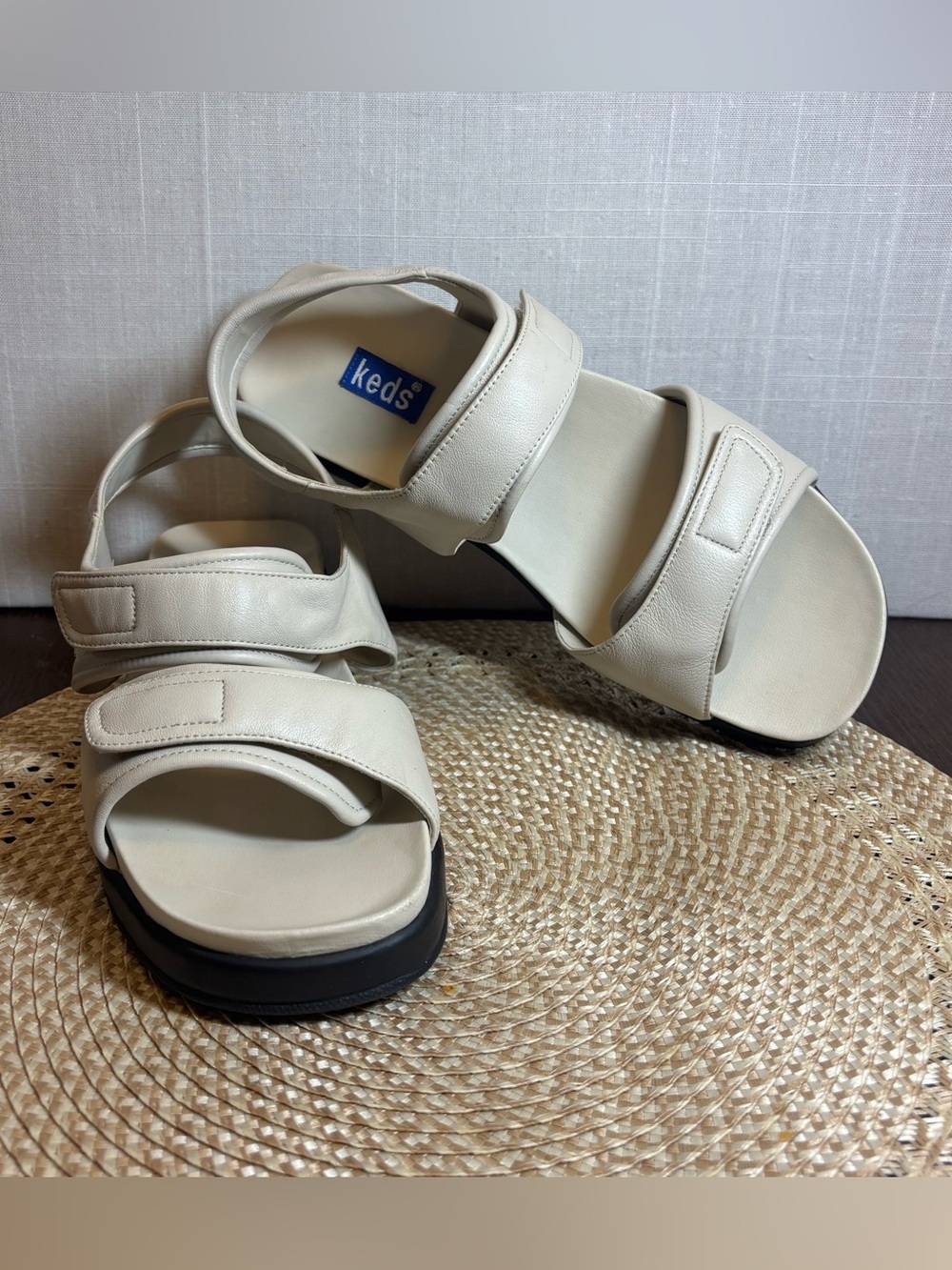 Keds Women’s cream leather multi-strap sandals adjustable closures Sz 8.5 - Picture 12 of 12